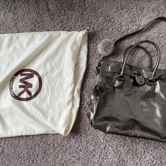 AUTHENTIC Michael Kors Gunmetal Purse - Picture 2 of 6